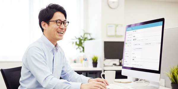 シフトラを使って働くスタッフ